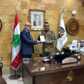 رئيس المركز التربوي للبحوث والإنماء بالتكليف يزور معهد رتباء الجيش اللبناني